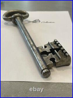 Clé Ancienne clef Époque 1700 Énorme Schlüssel RARE 450 gram! Old big key
