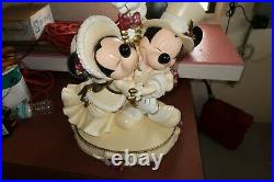 Disney Art Mistletoe Kisses Statue Rare Collectible Art Mickey Minnie BIG FIG
