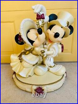 Disney Big Fig Mickey and Minnie Victorian Christmas Big Figure RARE