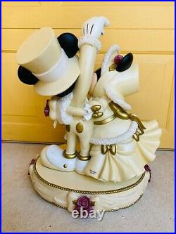 Disney Big Fig Mickey and Minnie Victorian Christmas Big Figure RARE