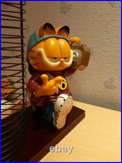 Extremely Rare! Garfield on Street with Radio Big Figurine CD Rack Statue
