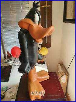 Extremely Rare! Looney Tunes Daffy Duck Standing Angry Old Big Figurine Statue