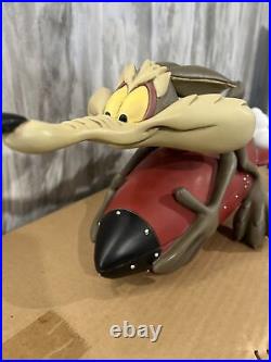 Extremely Rare! Looney Tunes Wile E Coyote on Rocket Big Figure Statue RARE