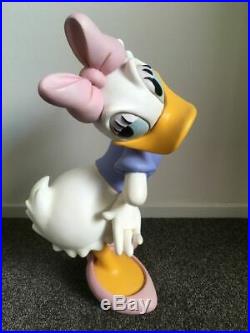 Extremely Rare! Walt Disney Donald Duck Daisy Definitive Big Figurine Statue