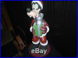 Extremely Rare! Walt Disney Goofy Christmas Big Figurine Statue