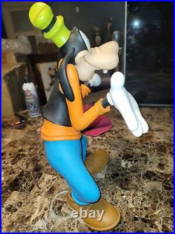 Extremely Rare! Walt Disney Goofy Definitive Big Vintage Figurine Statue