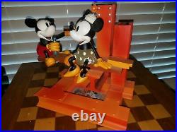Extremely Rare! Walt Disney Mickey Mouse Building A Building Big Fig LE Statue