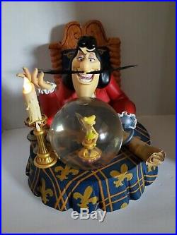 Extremely Rare! Walt Disney Peter Pan Captain Hook Big Figurine Statue Globe
