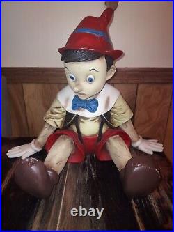 Extremely Rare! Walt Disney Pinocchio Sitting Big Fig Statue