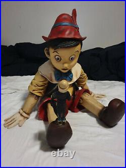 Extremely Rare! Walt Disney Pinocchio and Jiminy Cricket Sitting Big Fig Statue