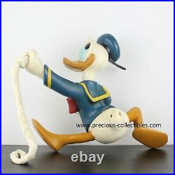 Extremely rare! Donald Duck on a rope. Big figurine. Walt Disney statue