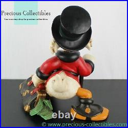 Extremely rare! Scrooge McDuck. Big Polyester figurine. Walt Disney statue