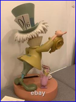 Mad Hatter Big Figure Alice in Wonderland Music Box Disney Antique Rare 7999MN
