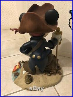 Mickey Mouse Pirate Of The Caribbean Disney Big Fig Disneyland World Figure Rare