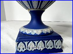 RARE 1891 WEDGWOOD DARK BLUE DANCING HOURS URN WithLID & HANDLES LOVELY