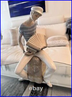 RARE LARGE LLADRO #4606 The Accordion Player Retired 1978 13 1/4 Tall