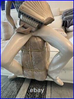 RARE LARGE LLADRO #4606 The Accordion Player Retired 1978 13 1/4 Tall