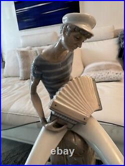 RARE LARGE LLADRO #4606 The Accordion Player Retired 1978 13 1/4 Tall