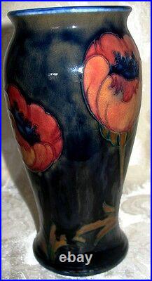 RARE Moorcroft Pottery- Big Poppy Design Classic Form Vase in 1923, OUTSTANDING