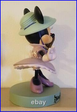 Rare DISNEY BIG FIG figure MINNIE MOUSE AT DISNEYLAND with Park Map