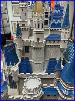 Rare Disney World Magic Kingdom Cinderella Castle Big Fig By Larry Nikolai