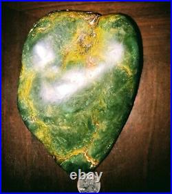 Rare Vulcan and Green Big Sur Nephrite Jade 1054gr over 5.3 lbs