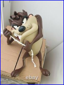 Taz Tasmanian Devil Looney Tunes statue hanging rope figure display big fig rare